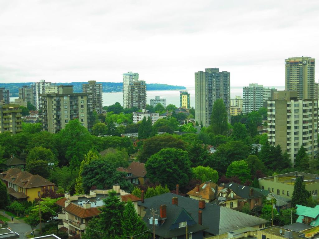 Tropicana Suite Hotel Vancouver Cameră foto